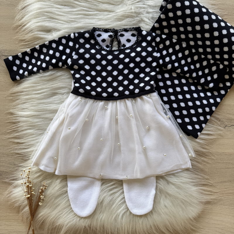 Saida Maternidade Poá Tule com Pérolas 3 Peças Preto e Branco